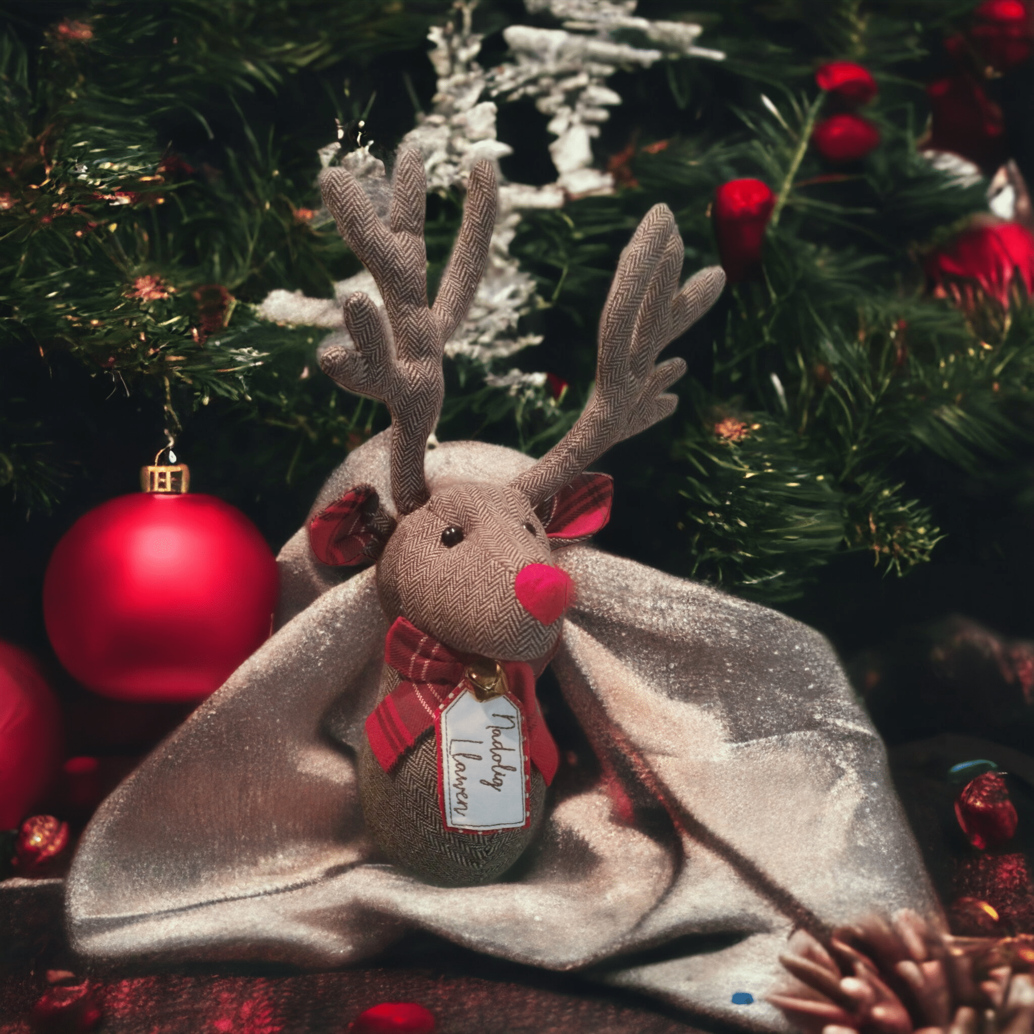 Festive reindeer decoration