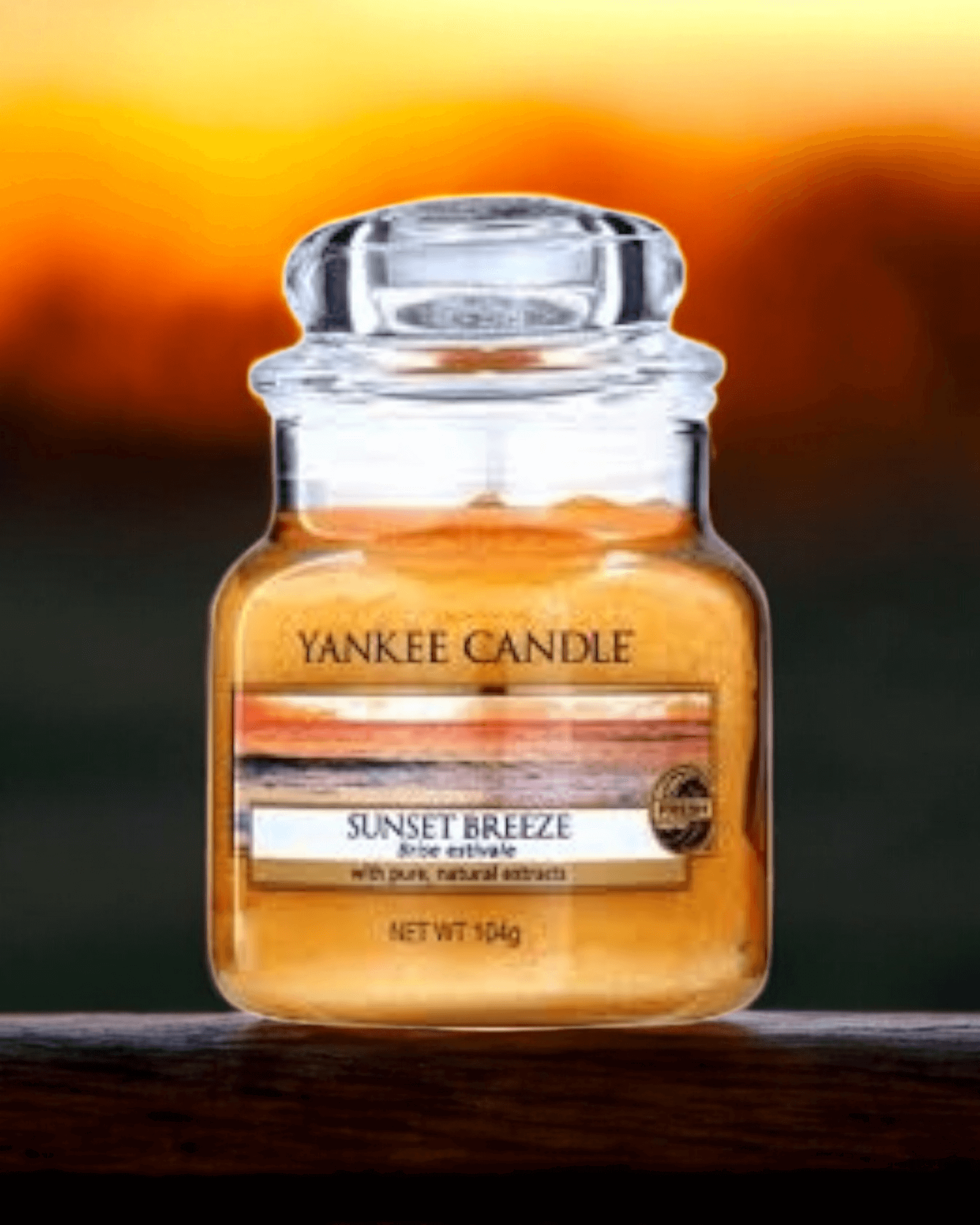 Yankee Candle Sunset Breeze Medium Jar tropical scented candle