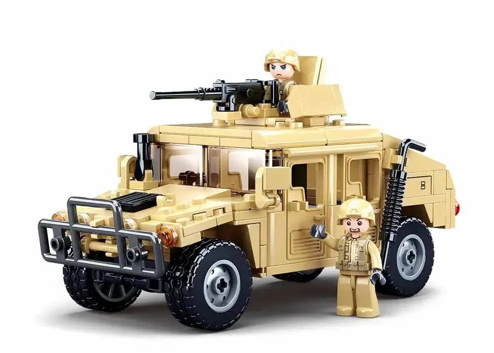 Sluban Hummer H2 Assault Vehicle building set with military figures and weapons.