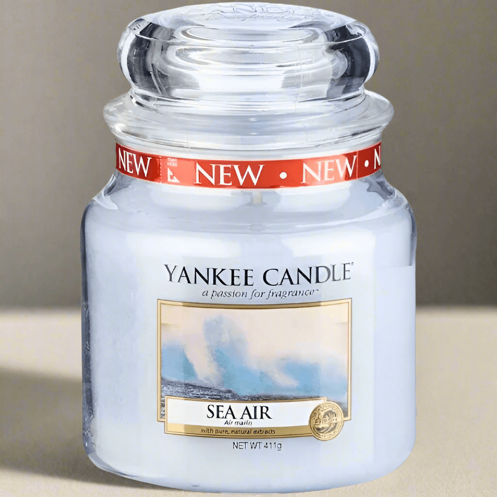 Pure & Refreshing: The Yankee Candle Sea Air Medium Jar Gift - The Imagination Shop
