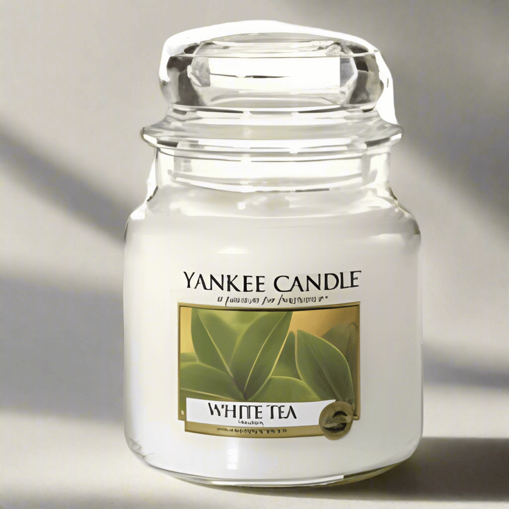 Serene & Refined: The Yankee Candle White Tea Medium Jar Gift - The Imagination Shop