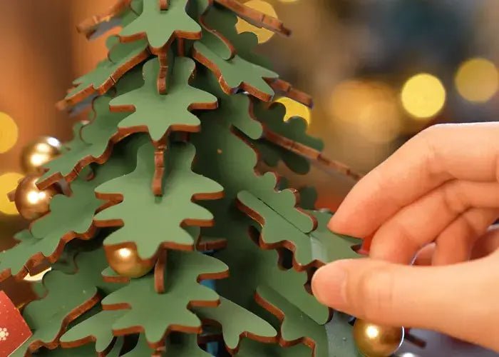 Rolife Music Dreamer Christmas Melody Tree D.I.Y Model Rolife
