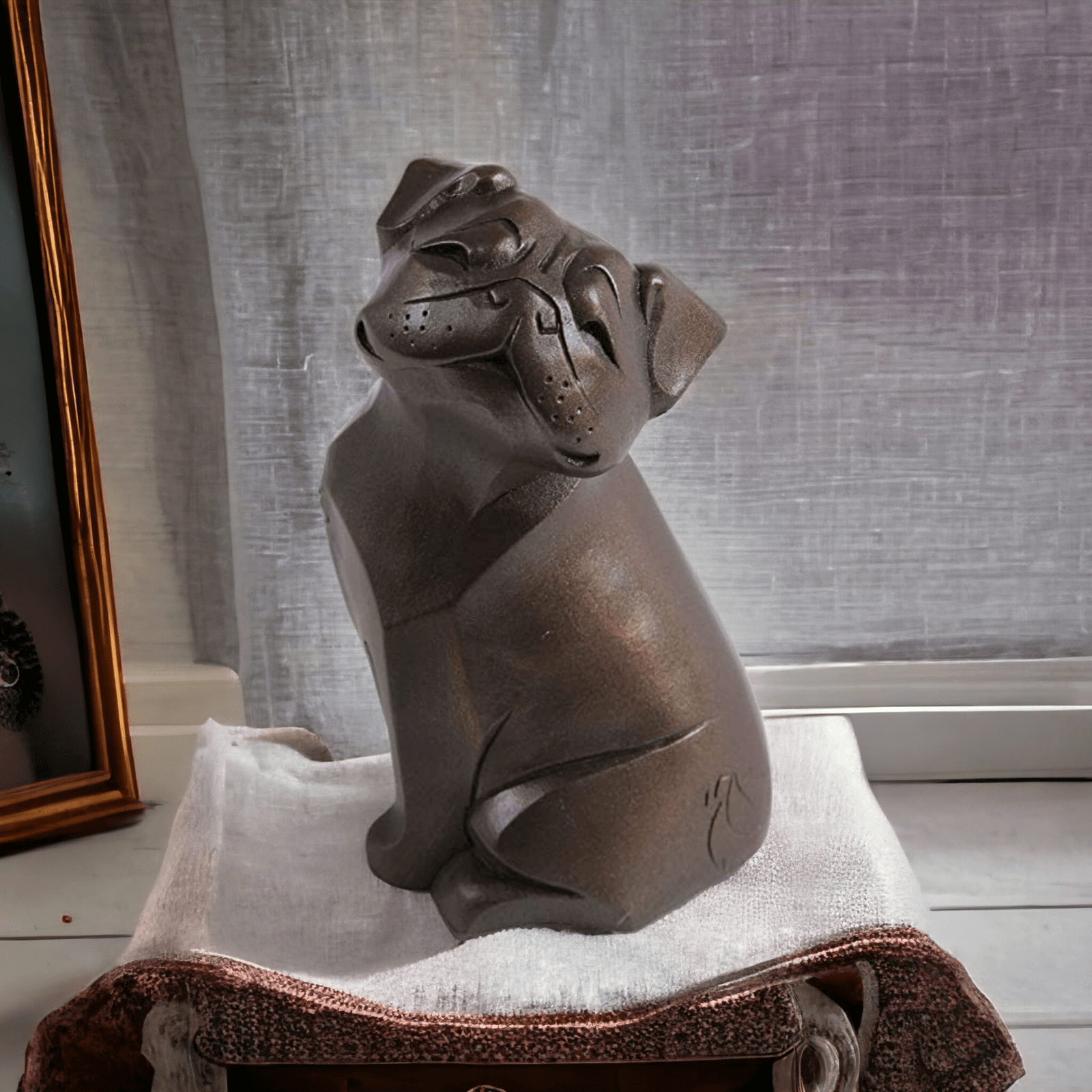 Arora Statue - Pug Arora