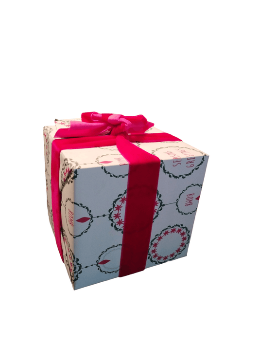 Bomb Cosmetics Bath Bomb and Creamer Christmas Giftbox Bomb Cosmetics
