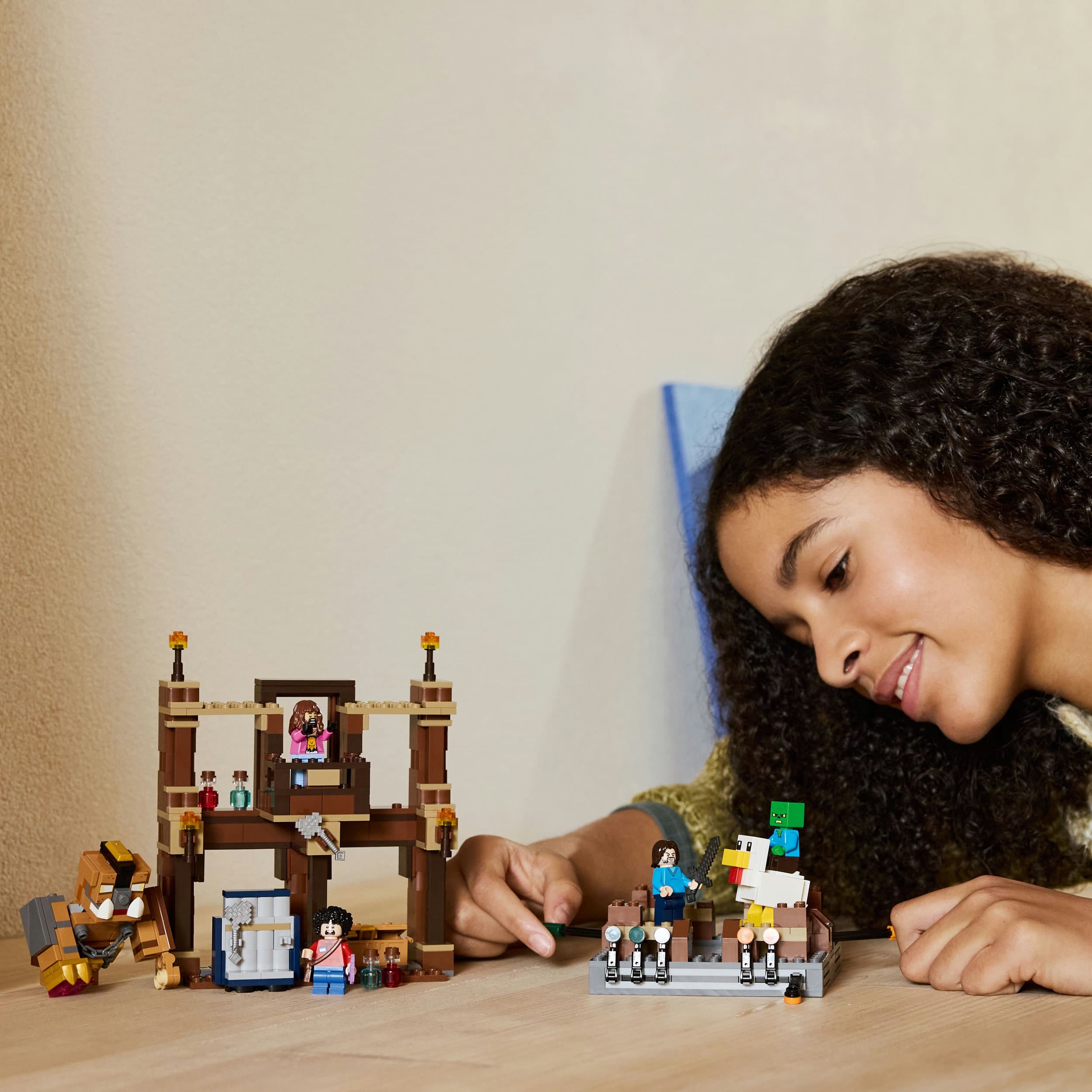 Lego Minecraft Movie 21272 Woodland Mansion Fighting Ring for Ages 10+ Curious Minds