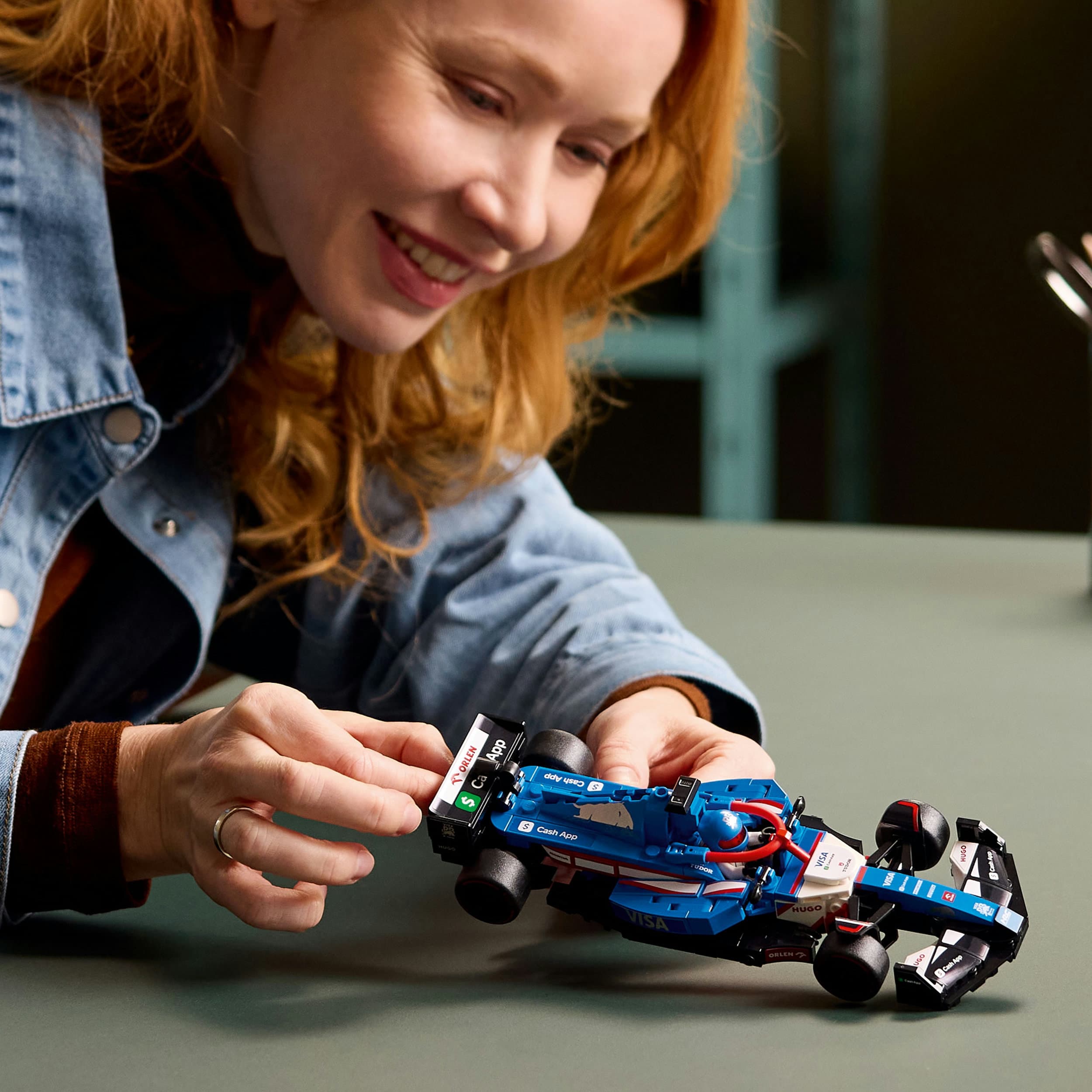 Lego Speed Champions 77246 Visa Cash App RB VCARB 01 F1 Race Car 18+ Curious Minds