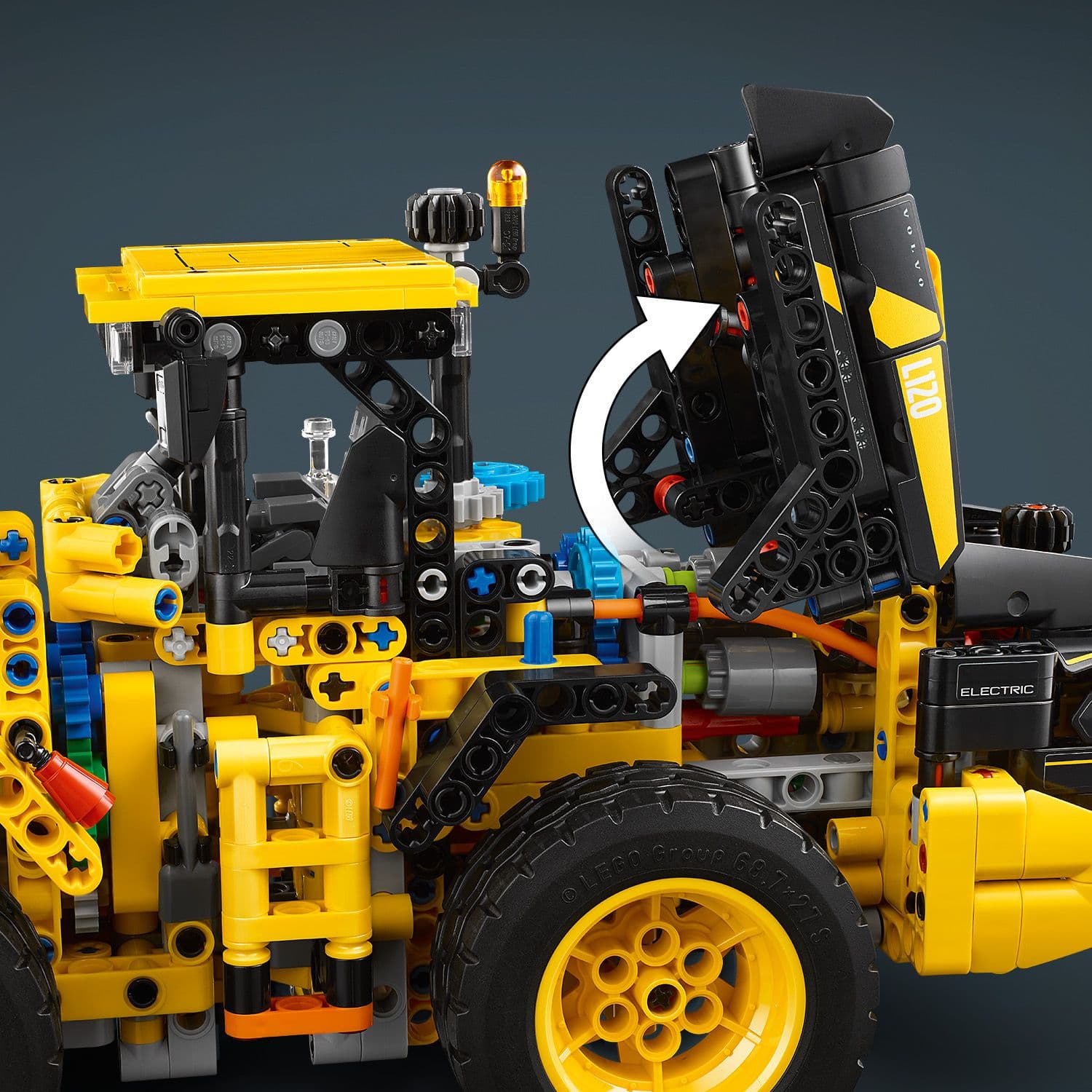 Lego Technic 42209 Volvo L120 Electric Wheel Loader for Ages 9 and Up Curious Minds