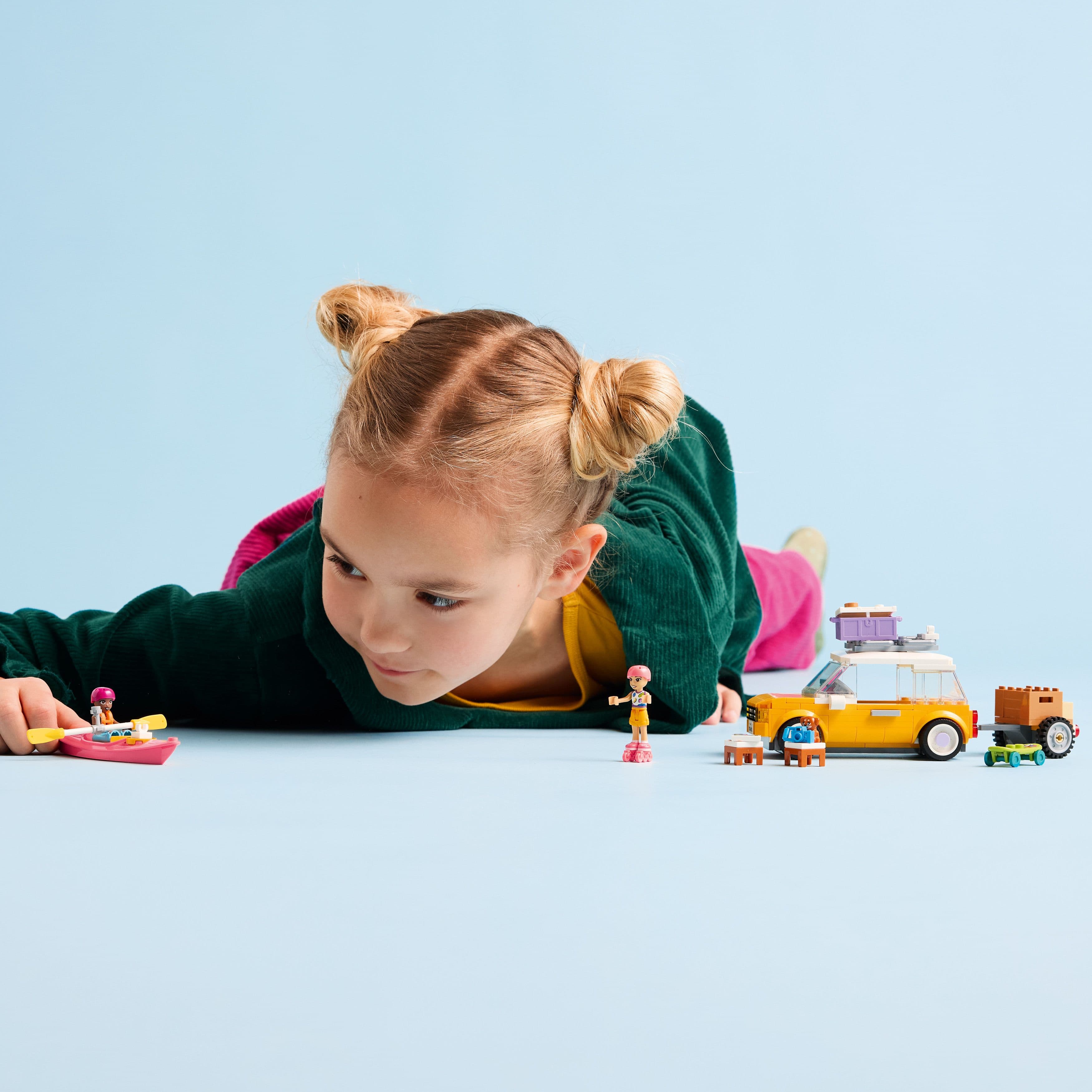 Lego Friends 42659 Friendship Road-Trip Travel Car for Ages 6 and Up Curious Minds