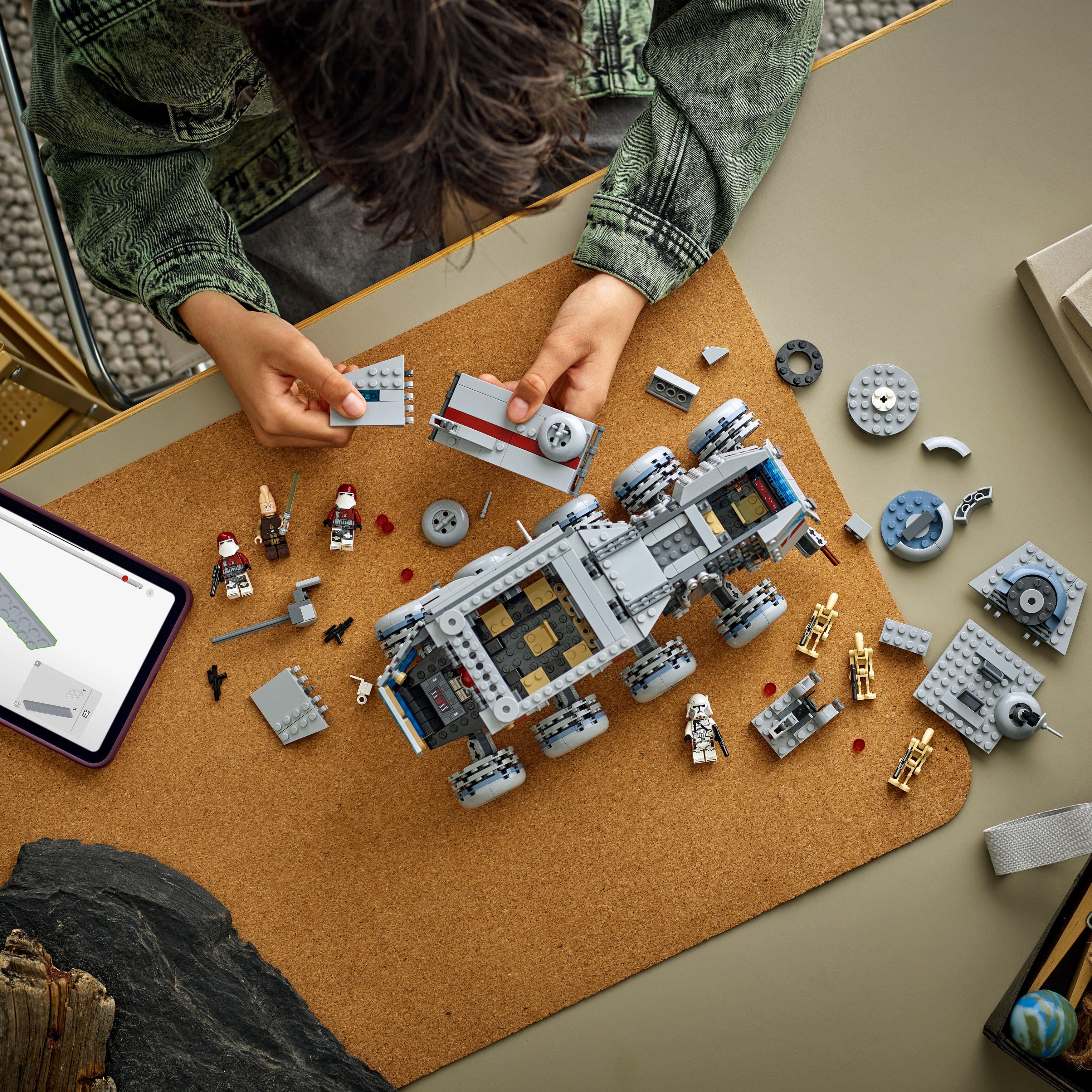 Lego Star Wars 75413 Republic Juggernaut Buildable Playset for Ages 9+ Curious Minds