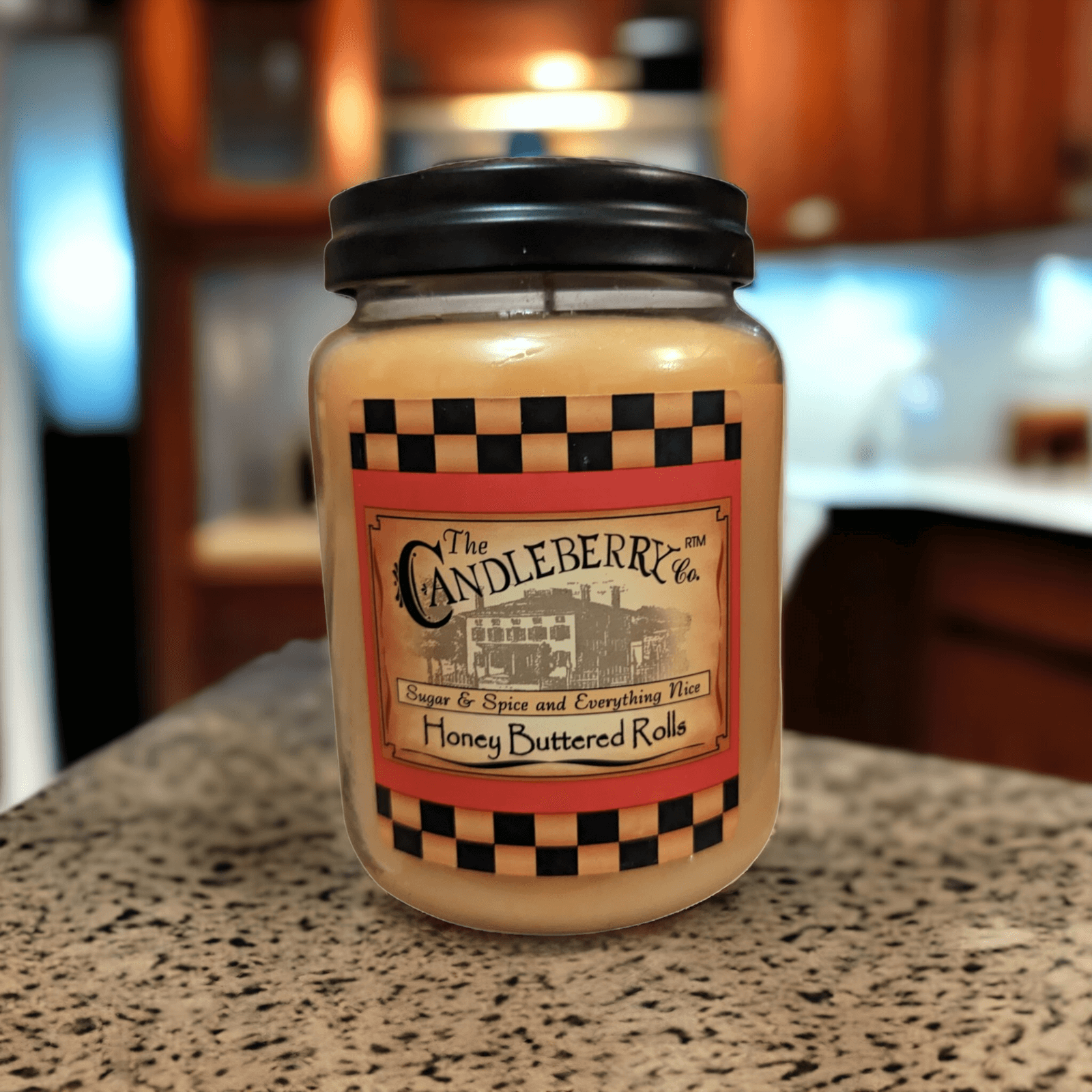 Candleberry - Honey Buttered Rolls Large Jar Candleberry