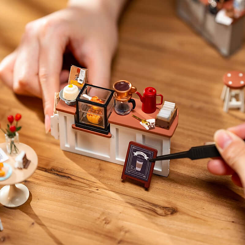 Rolife Slow Life Café DIY Miniature House Rolife