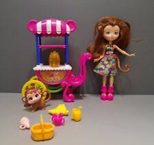 Enchantamals - Fruit Cart And Action Figure Set The Imagination Shop