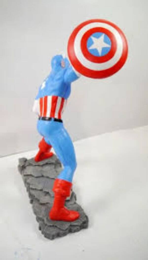 Enesco marvel 'Captain America' Figurine Enesco