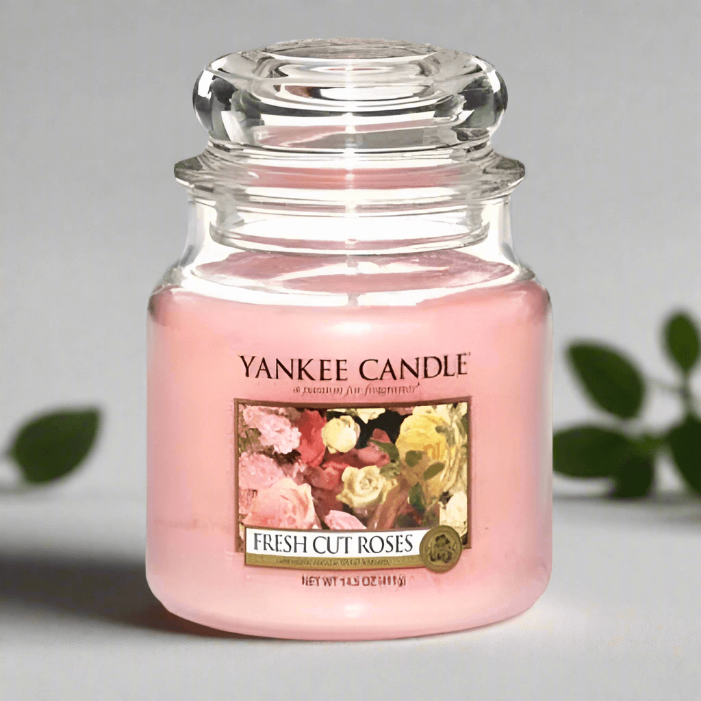 Yankee Candle Fresh Cut Roses - Medium Jar Yankee Candle