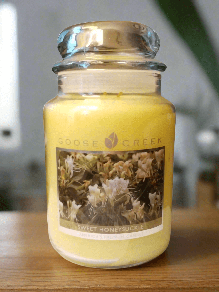 Goose Creek - Sweet Honeysuckle Large Jar Fragranced Candle Goose Creek