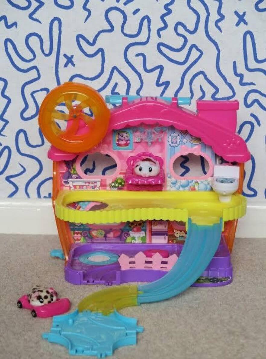 Hamsters in a house supermarket top