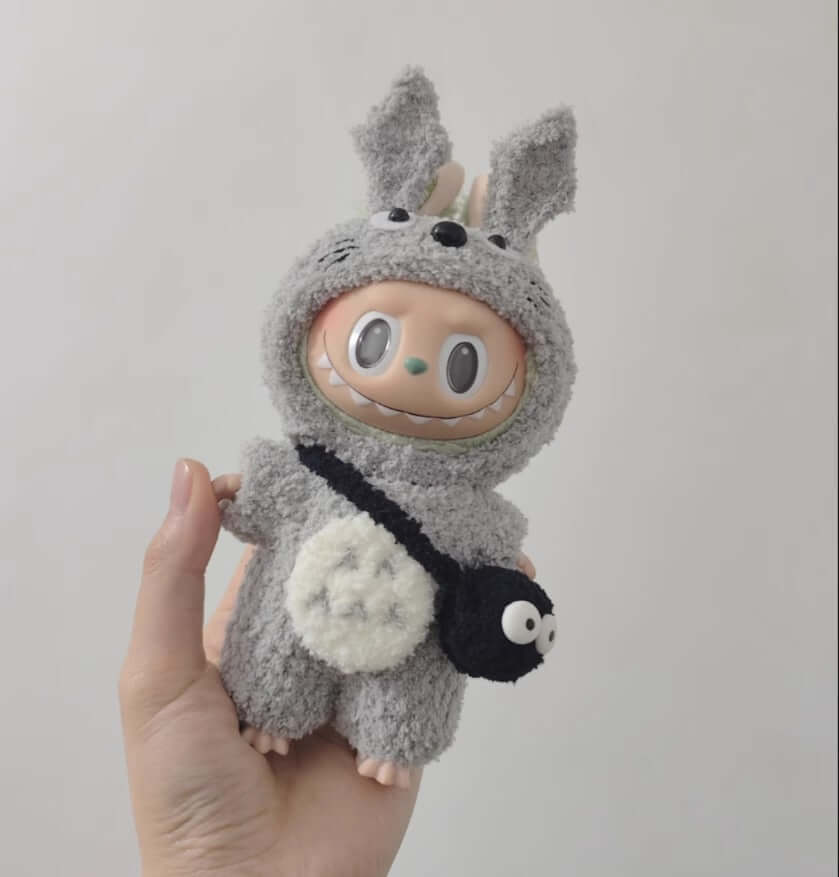 Labubu Forest Guardian Outfit Set - Gray Hoodie with Fluffy Tail (17cm) FOXLEY LONDON
