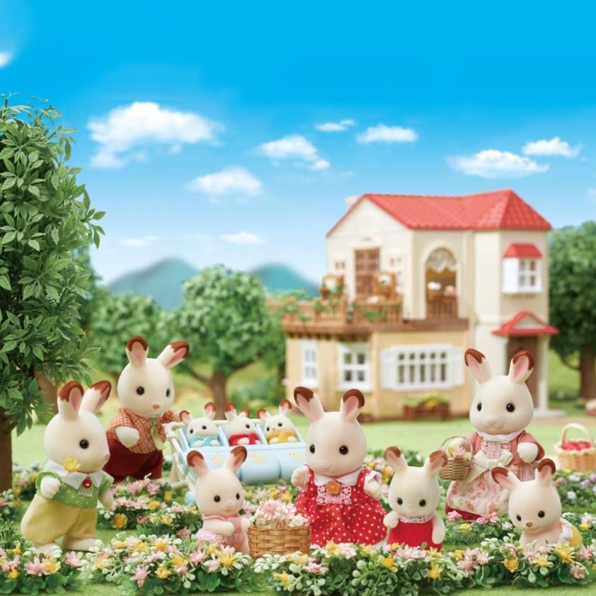 Sylvanian Families Chocolate Rabbit Family Toy Playset for Ages 3 & Up Curious Minds