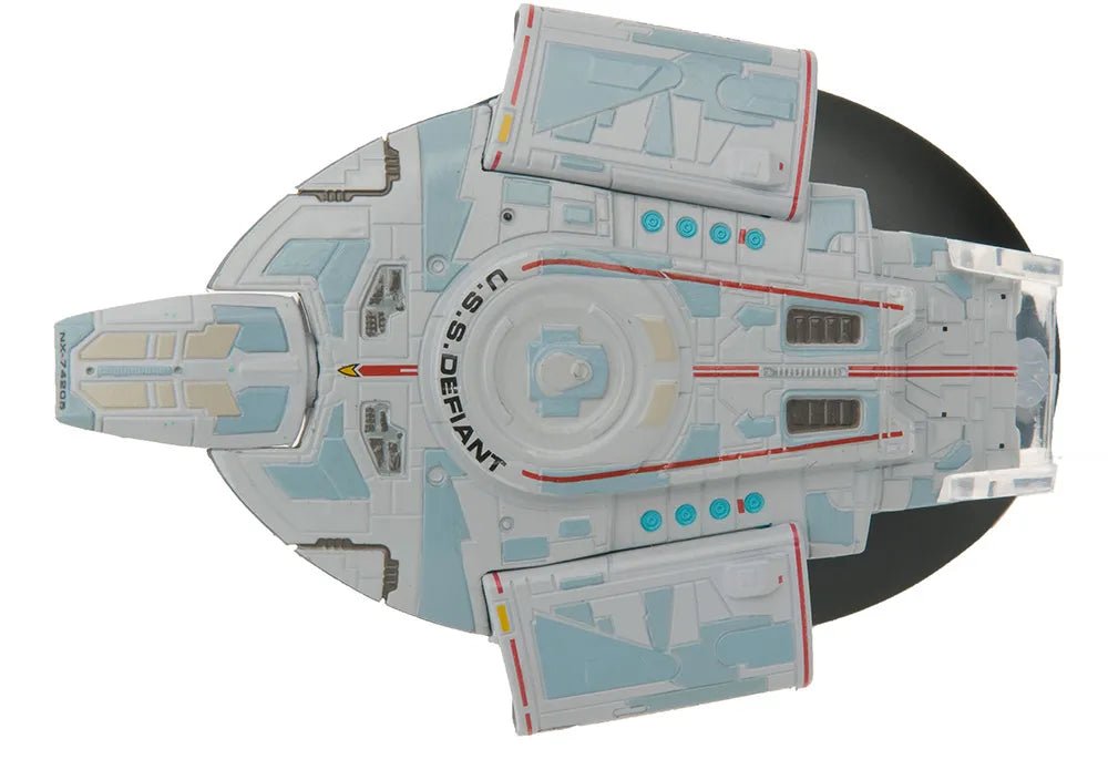 #07 U.S.S. Defiant NX-74205 (Defiant-class) Diecast Model Ship (Eaglemoss / Star Trek) Real Merch