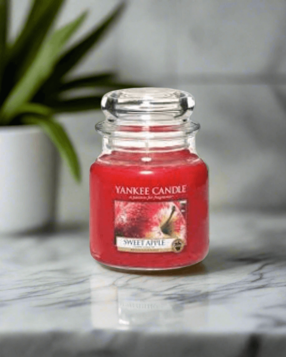 Yankee Candle Sweet Apple Small Jar scented Candle Yankee Candle