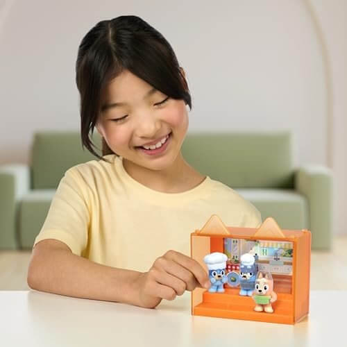 Bluey Fuzzies Episode Pack Pavlova with 3 Figures and Case Bluey