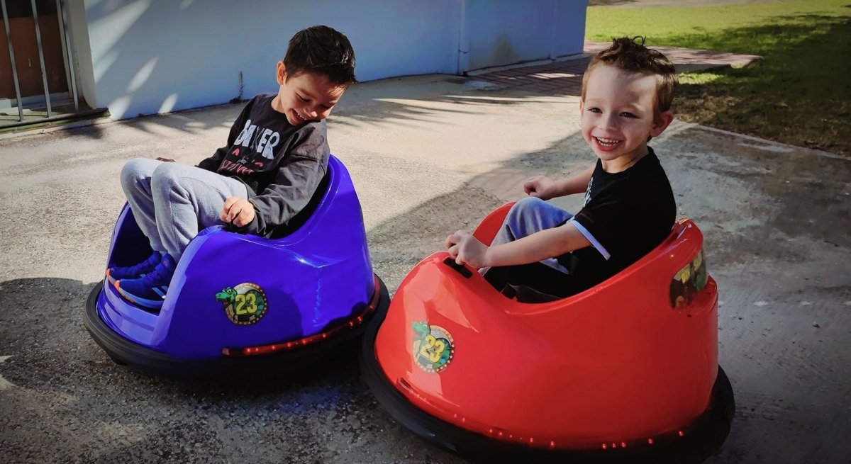 Blue dinosaur adventure ride on bumper car Rooleo