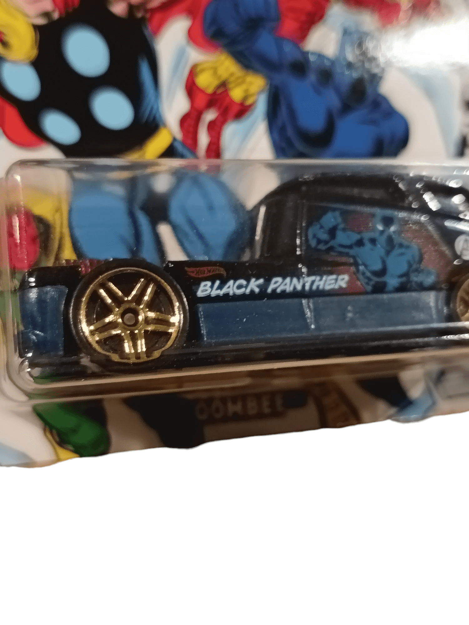 Hot Wheels - Marvel The Avengers Black Panther Qombee Hot Wheels