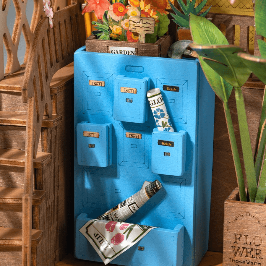 Rolife Garden House Book Nook Rolife